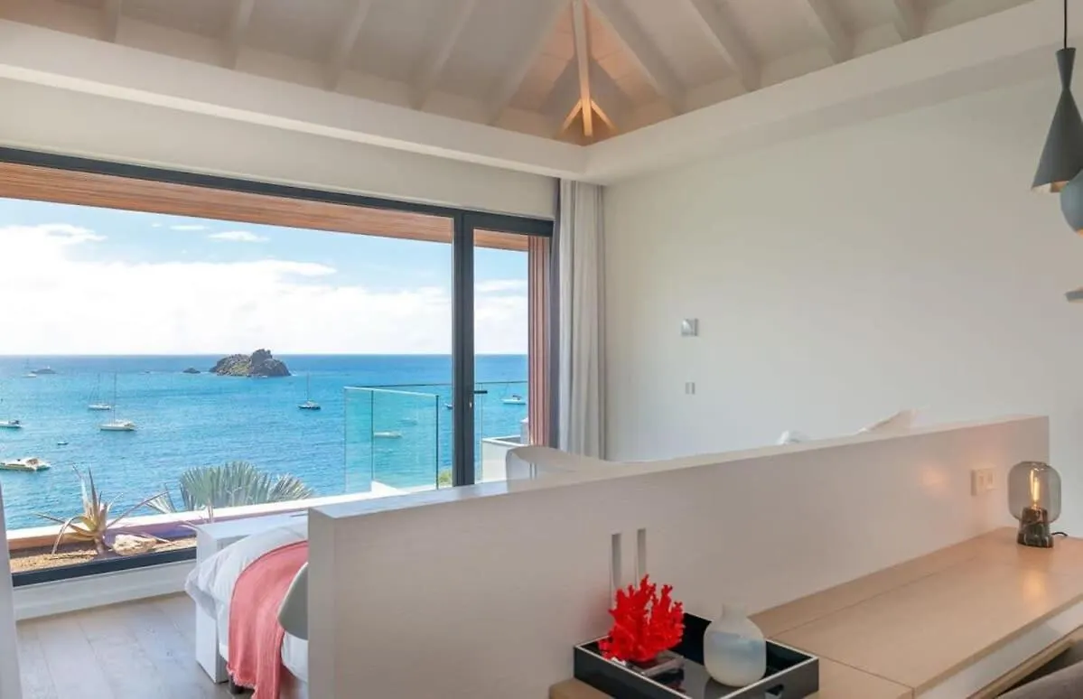 Your Villa Right Next on the Beach Gustavia